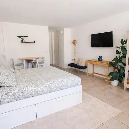 아파트 Bright With Terrace - 30 Min From Verbier - Free Parking Martigny
